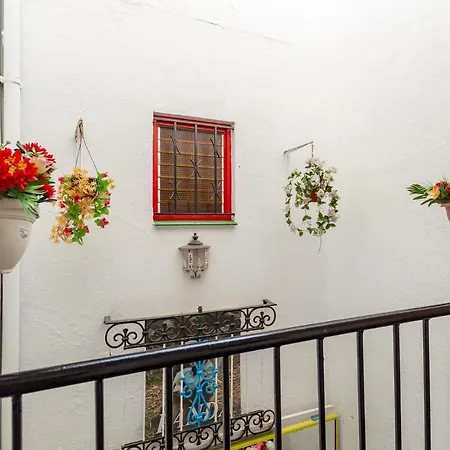 아파트 Beautiful Apartment In Torremolinos With Wifi *