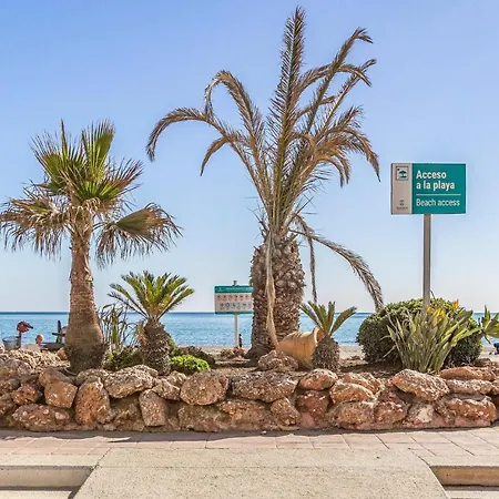 Beautiful Apartment In Torremolinos With Wifi *